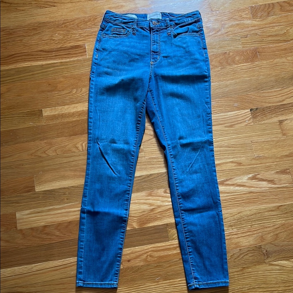 Universal Thread Women's Blue Jeans